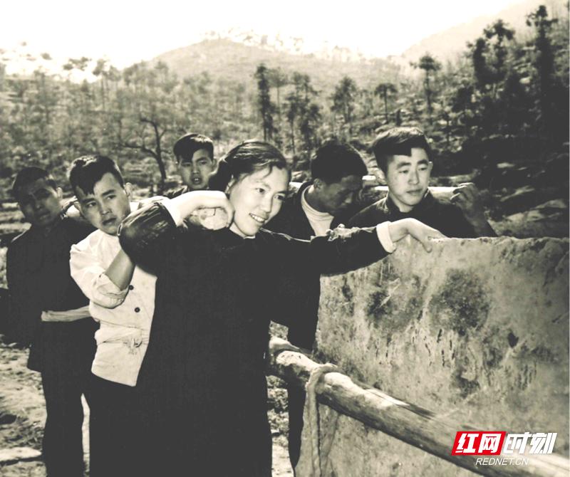 慈利75年② | “穿”越75年 慈利人越穿越好看  -图6